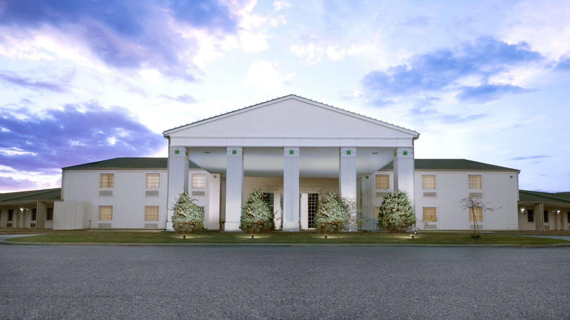 Moberly Inn & Suites Kültér fotó