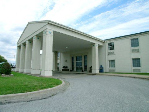 Moberly Inn & Suites Kültér fotó